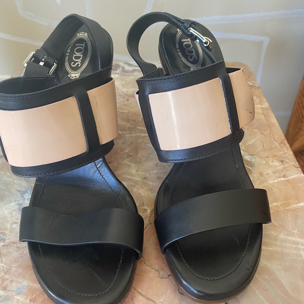 Size 37, purchased in Italy